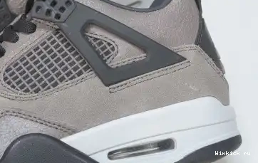 JORDAN AIR RETRO 